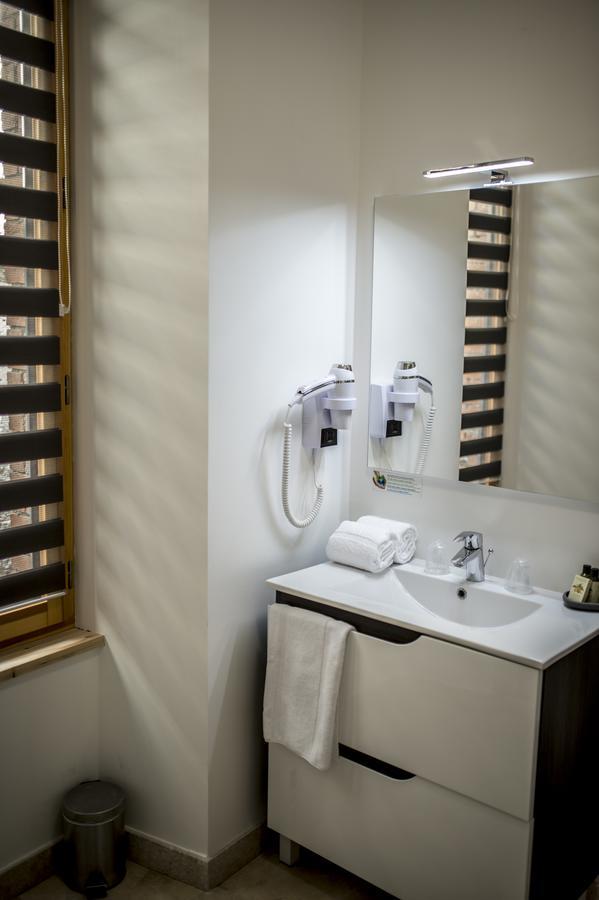 La Tissandiere Hotel Lalbenque Экстерьер фото